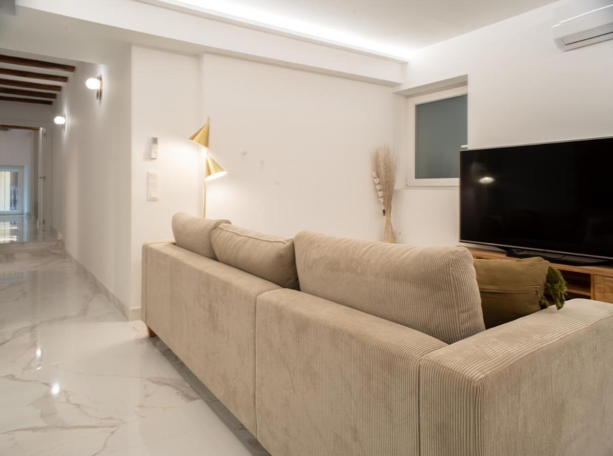 Apartament Market - Ciutat Vella, Exclusively For Families - Mid-term *